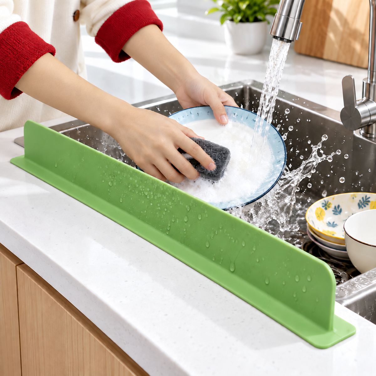 Silicone Sink Splash Guard – 15-Inch Double Suction Water Barrier