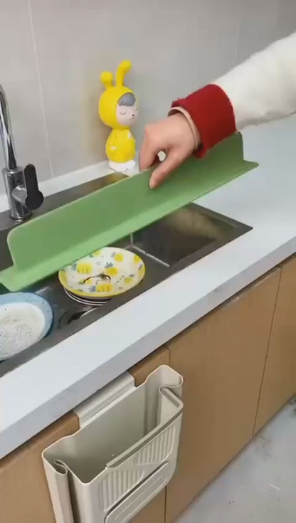 Silicone Sink Splash Guard – 15-Inch Double Suction Water Barrier